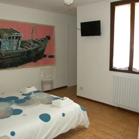 House San Carlo Centro * Bologna